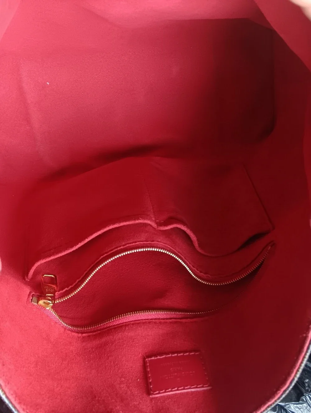 Louis Vuitton Caissa Hobo Damier Ebene Red Cherry Bag Full Set ✨️ EUC